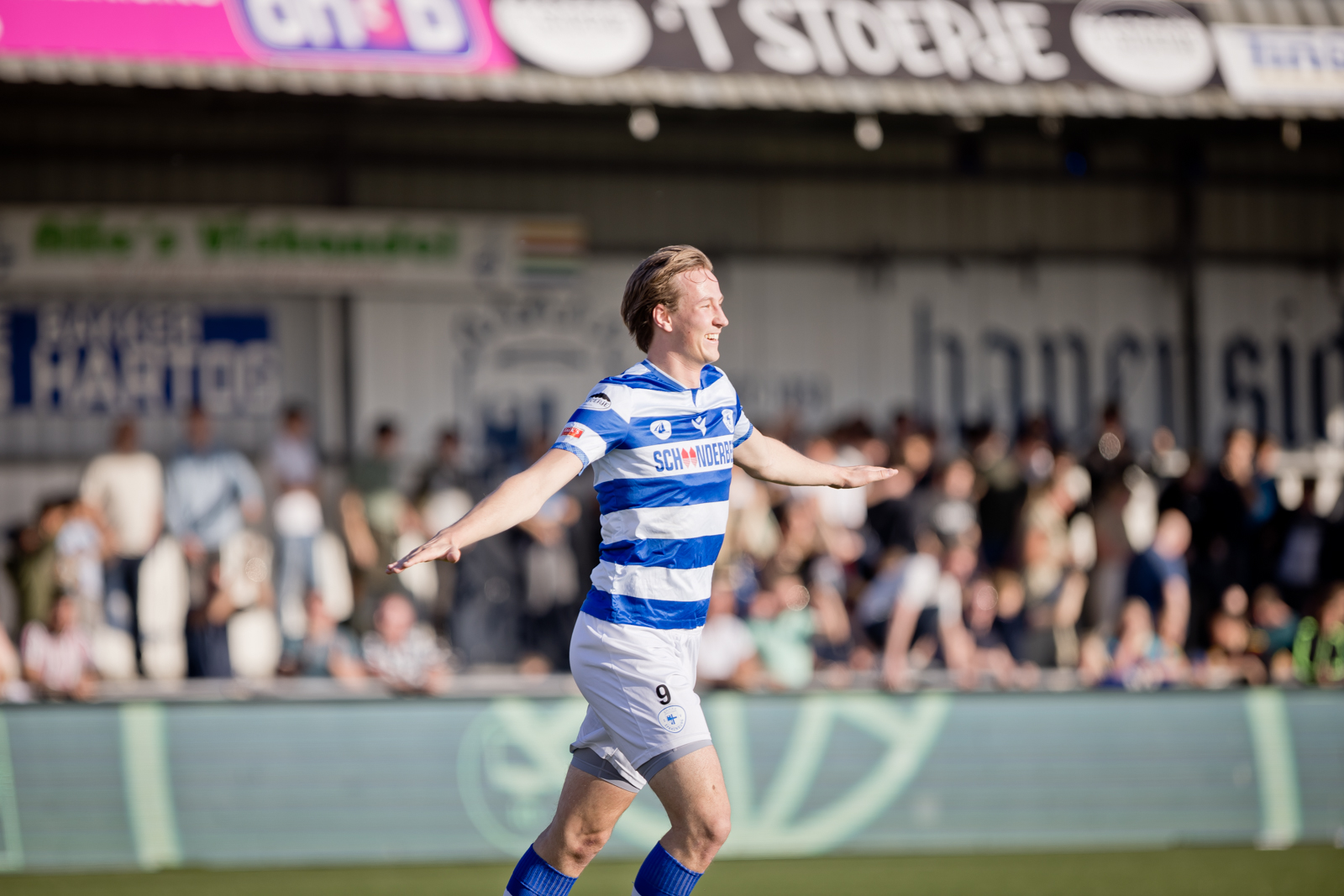 Spakenburg ontvangt Werkendam op de Blauwe Westmaat