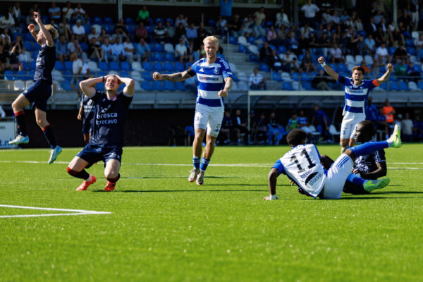 SPAKENBURG 10–05-2025 ,sports park Westmaat Season 2024/2025, Tweede Divisie Football, Betnation League  Spakenburg- Noordwijk Spakenburg player Mukhtar Suleiman has scored the winning goal in the final minute