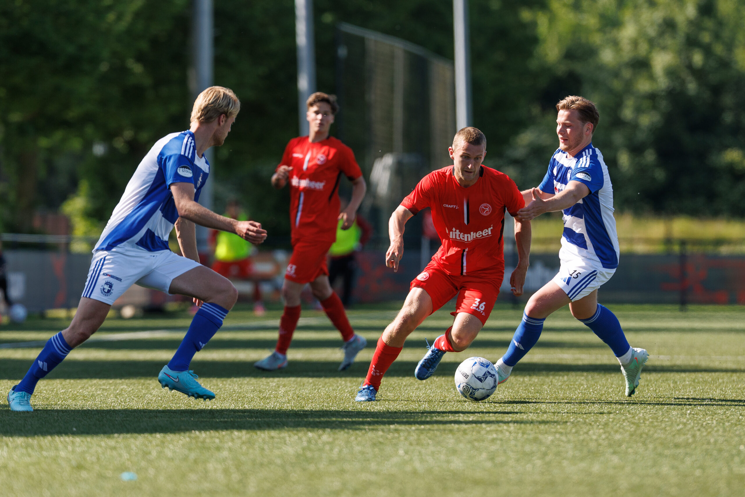 Spakenburg onderuit in de polder