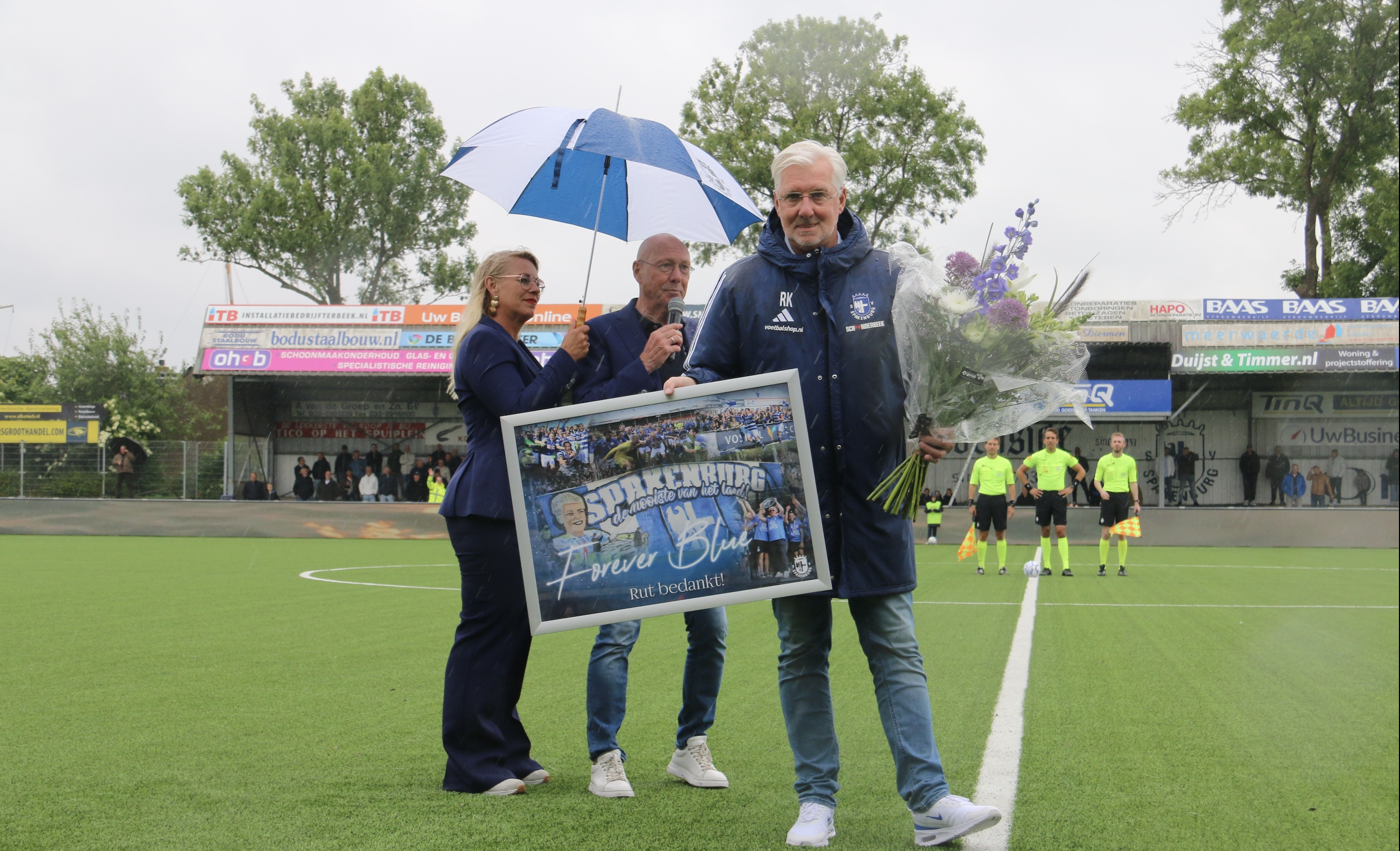 Rut ‘Hussel’ Koelewijn neemt na 14 jaar afscheid als teammanager