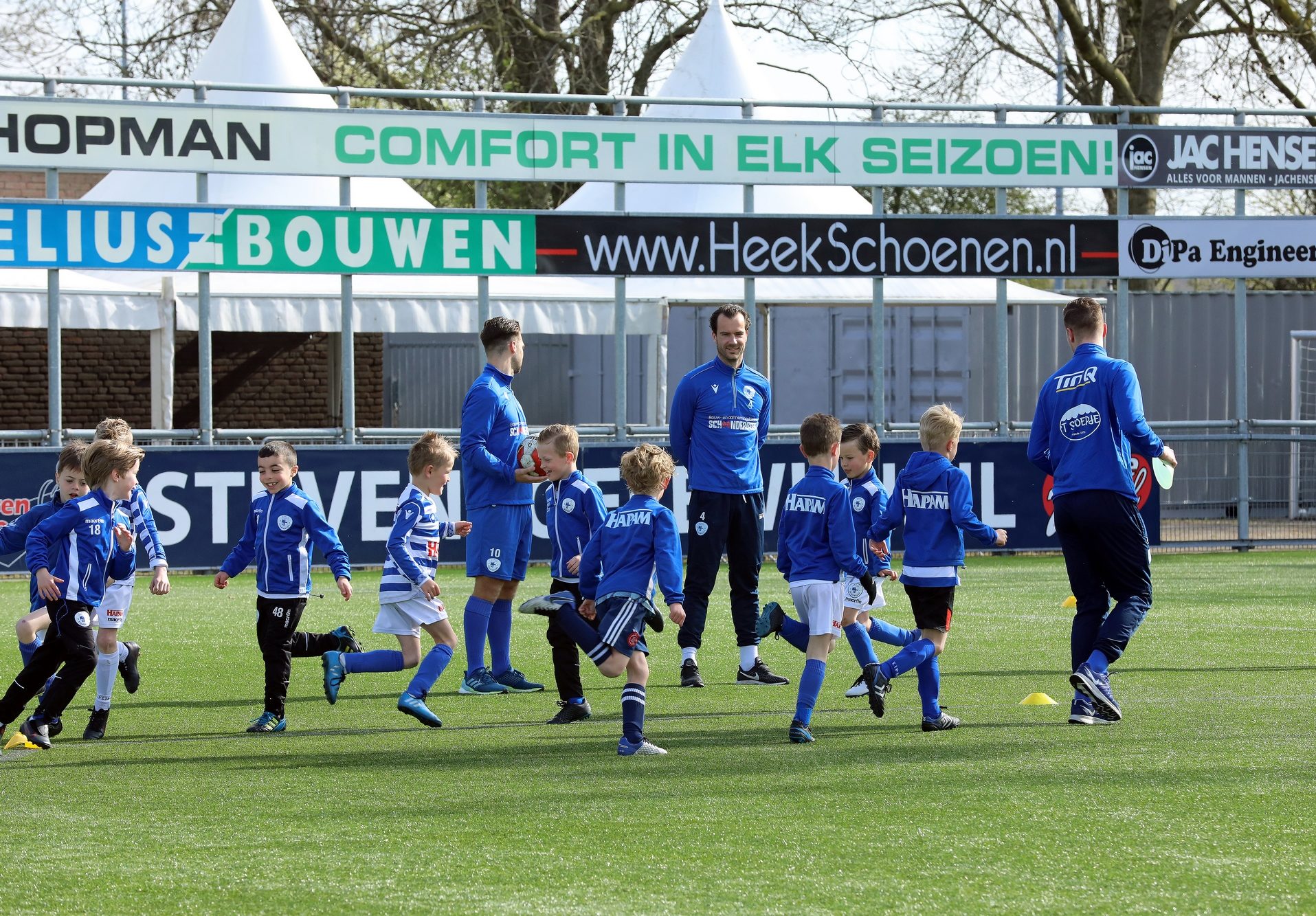 Gratis en vrijblijvend meetrainen bij SV Spakenburg!