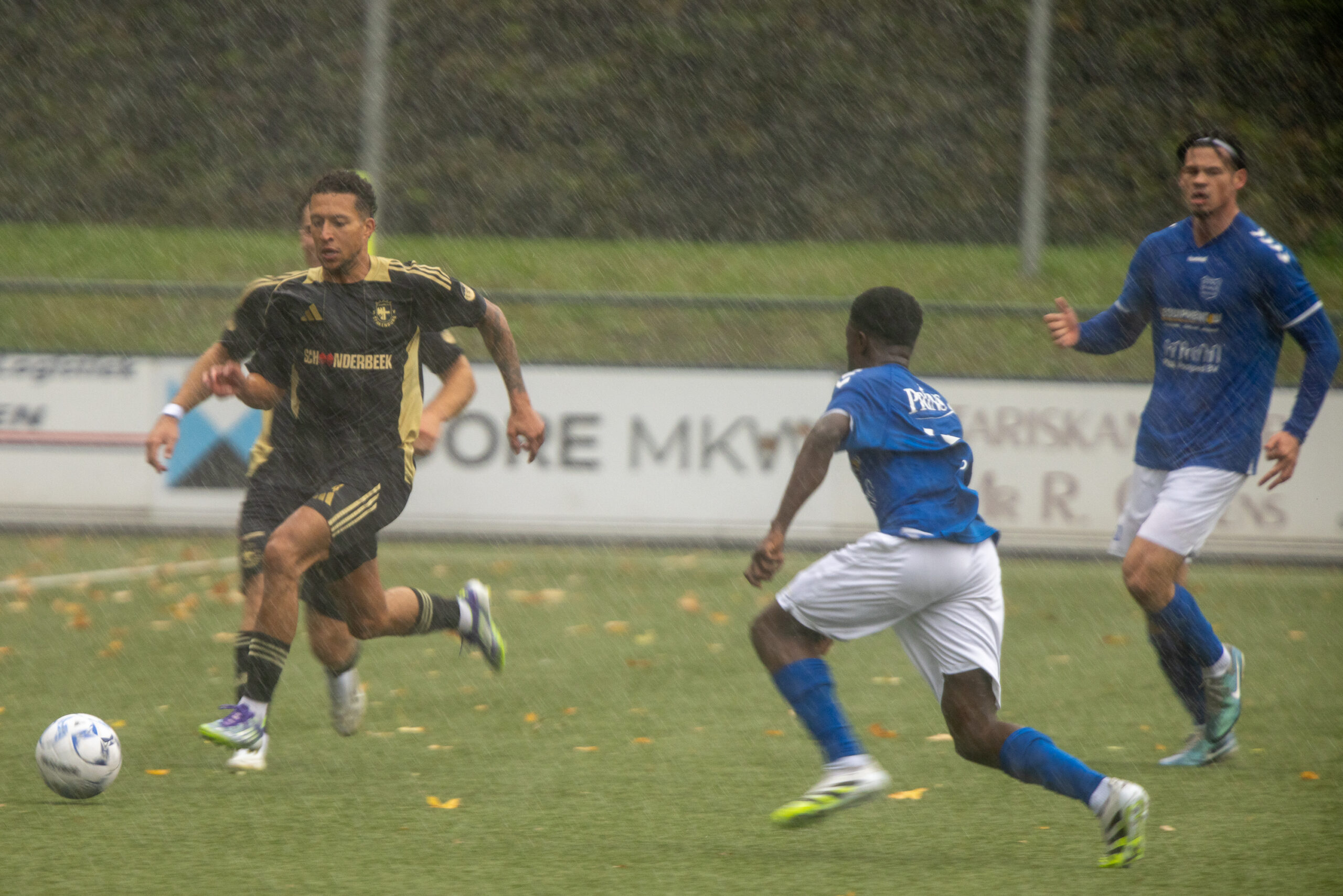 Spakenburg en GVVV spelen gelijk op Panhuis