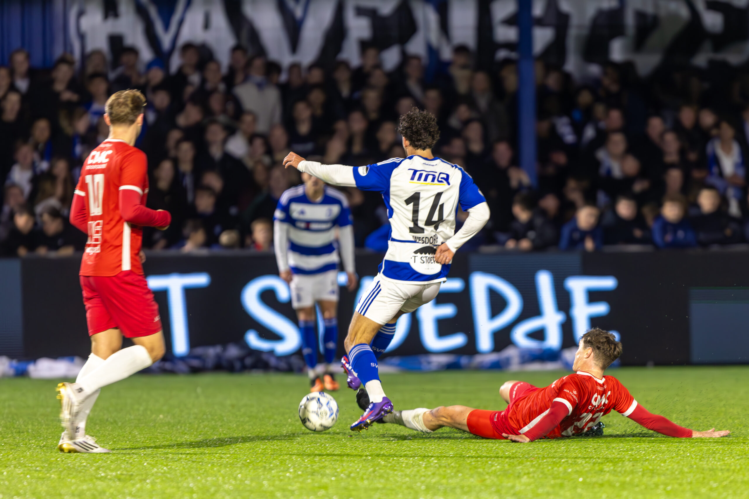 Spakenburg heerst op de Blauwe Westmaat in bekerduel