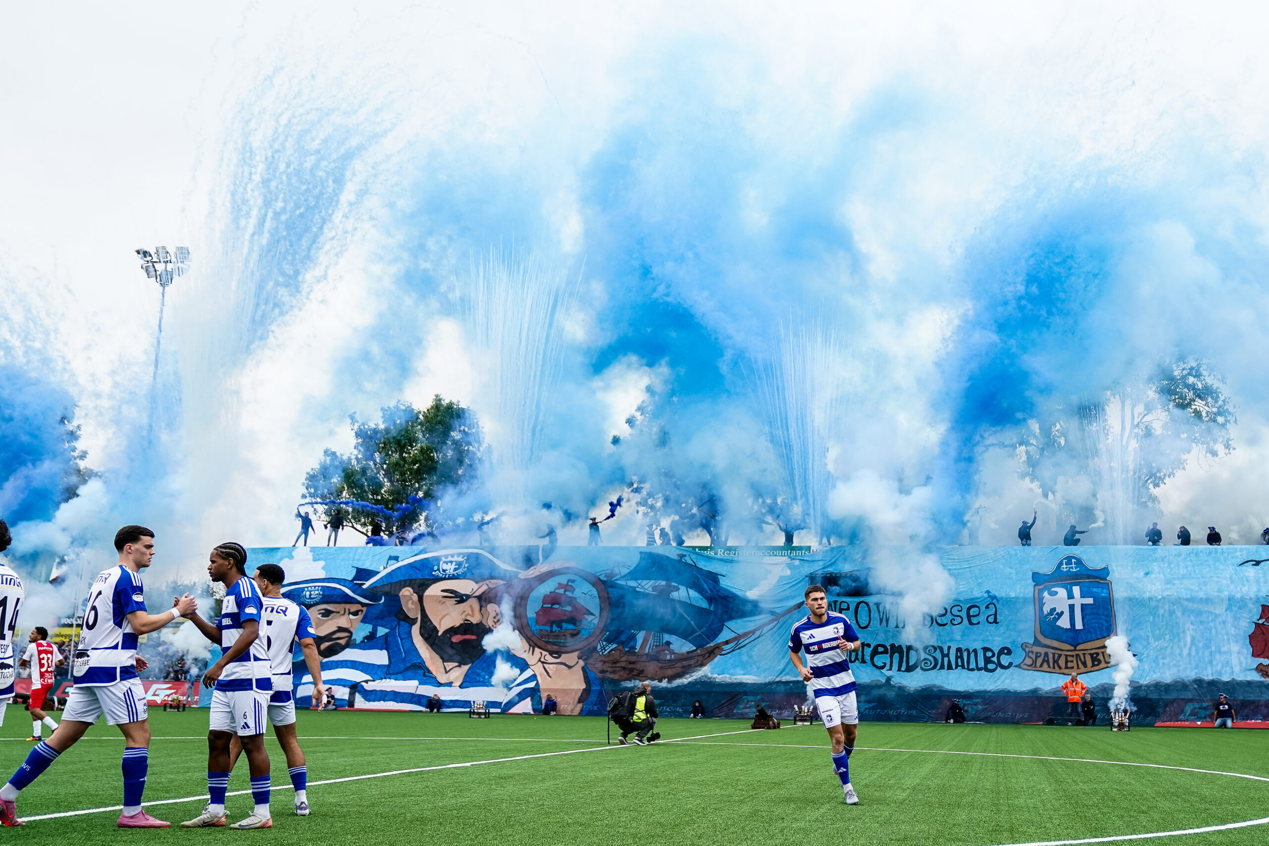 Derby eindelijk weer een prooi voor Spakenburg