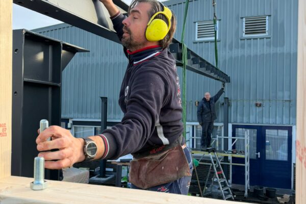 WhatsApp Image 2025-12-22 at 17.26.59 (1)