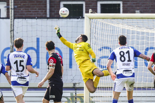 GROESBEEK , 09-05-2026 , Sportpark Zuid , season 2025 / 2026 ,  Dutch Tweede Divisie football  , match between De Treffers and SV Spakenburg picture shows