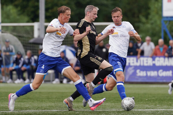 HOEK ,29-08-2026 , Sportpark Denoek , season 2026 / 2027 ,  Dutch Tweede Divisie football  , match between HSV Hoek and Spakenburg, picture shows
