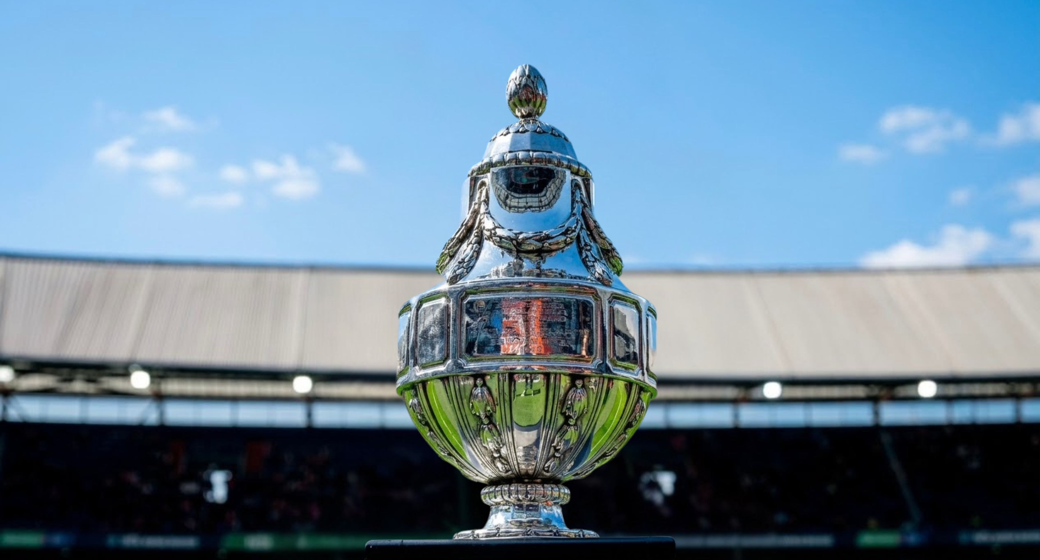 Spakenburg loot Volendam voor kwalificatie KNVB Beker